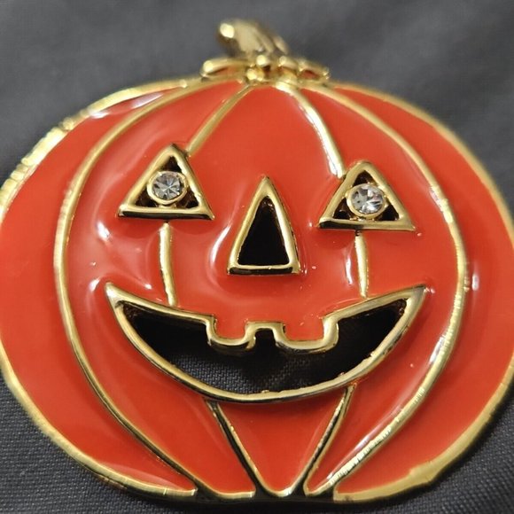 Enamel Brooch PUMPKIN orange for Halloween or Fall! Vintage - Picture 2 of 5